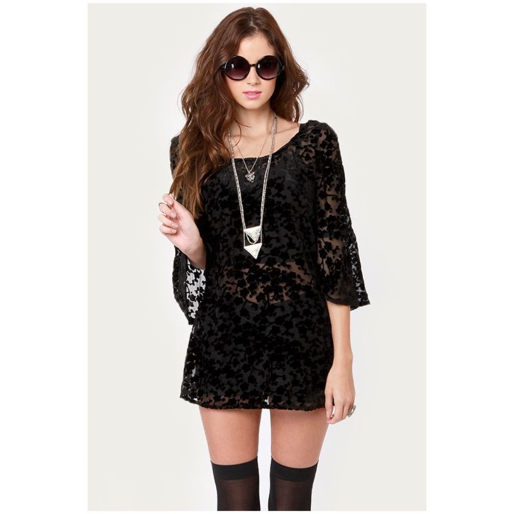 GYPSY JUNKIES Blossom Velvet Black Tunic Top [D8] - Picture 2 of 8